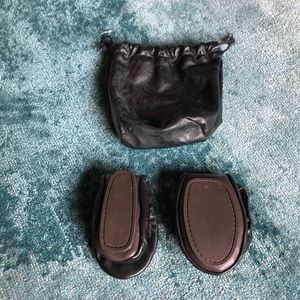 GAP Foldable Ballet Flats